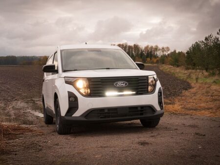 Ford Transit Courier (2023+) Grille Kit