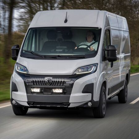 Peugeot Boxer (2024+) Grille Kit